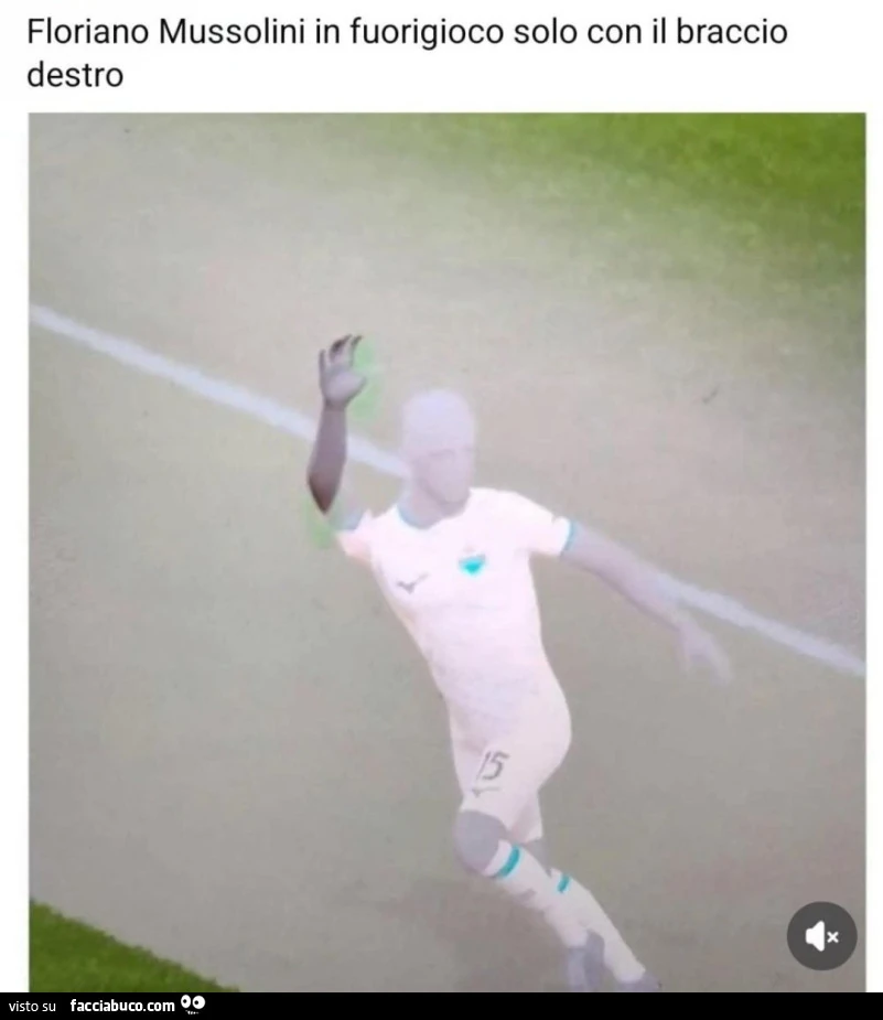 Mussolini fuorigioco