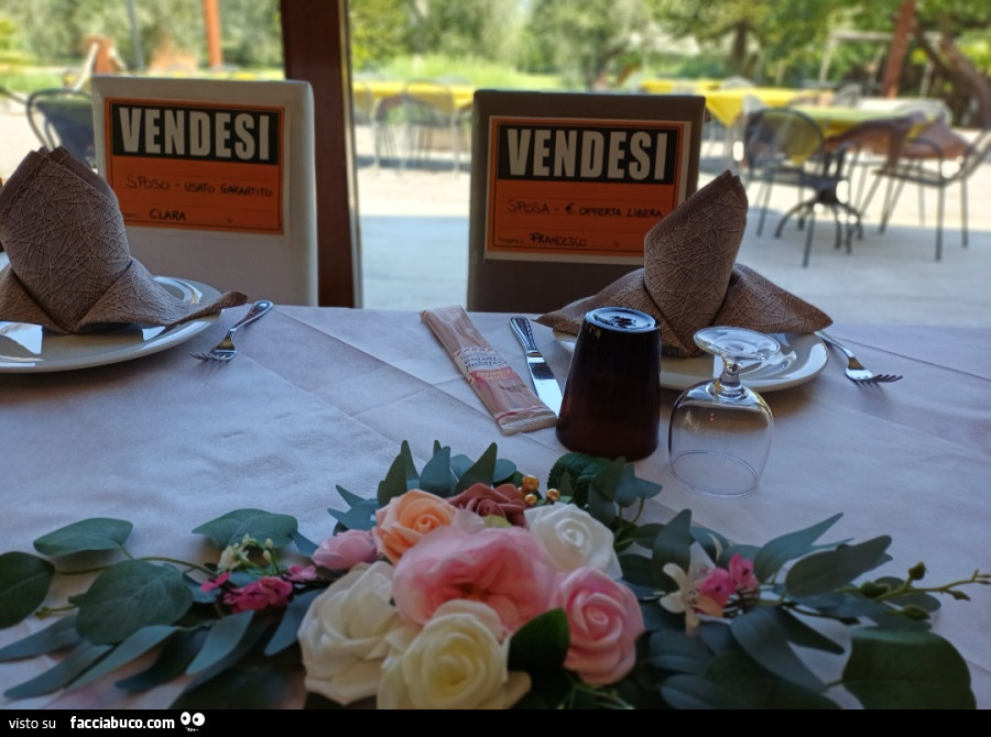 Anniversario matrimonio vendesi sposi