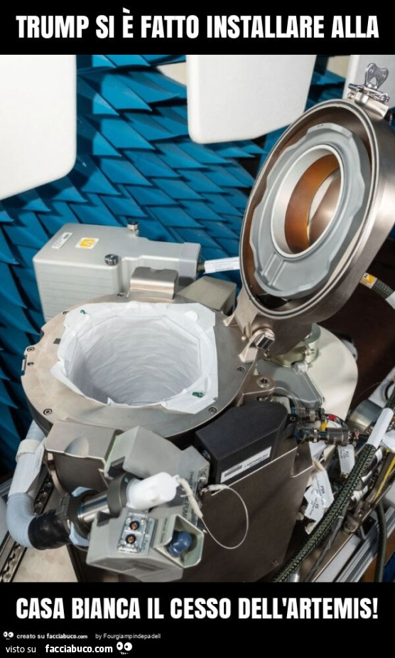 Trump si è fatto installare alla casa bianca il cesso dell'artemis