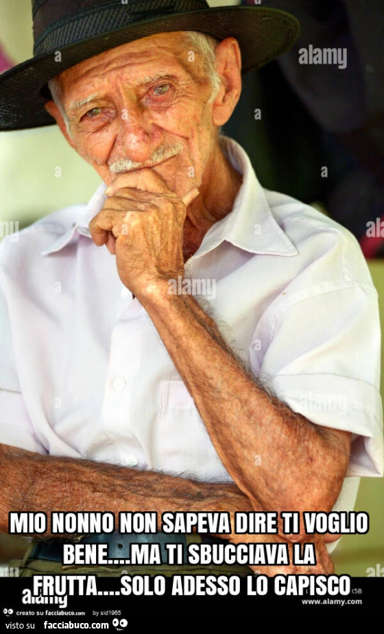 Mio nonno non sapeva dire ti voglio bene… ma ti sbucciava la frutta… solo adesso lo capisco
