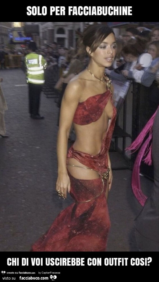 Solo per facciabuchine chi di voi uscirebbe con outfit cosi?