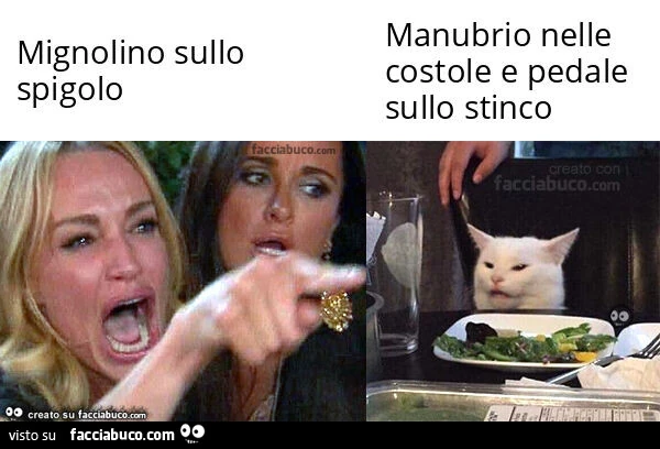 Mignolino sullo spigolo. Manubrio nelle costole e pedale sullo stinco