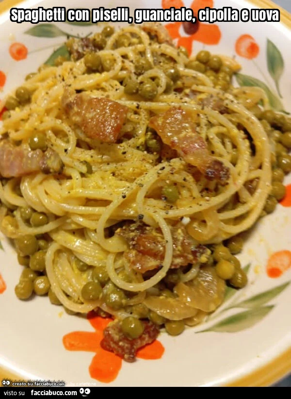 Spaghetti con piselli, guanciale, cipolla e uova