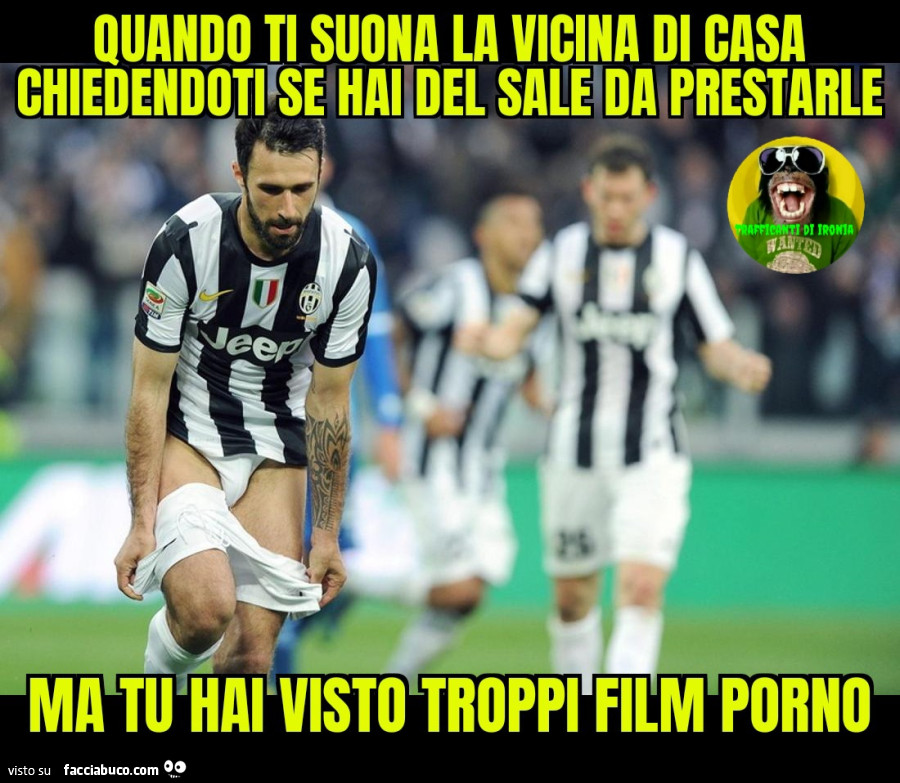 Quando ti suona la vicina di casa chiedendoti se hai del sale
