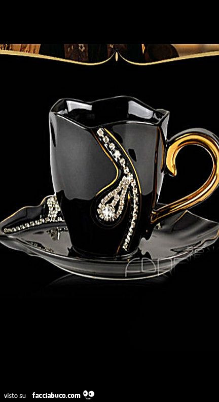 Tazzina di caffè preziosa