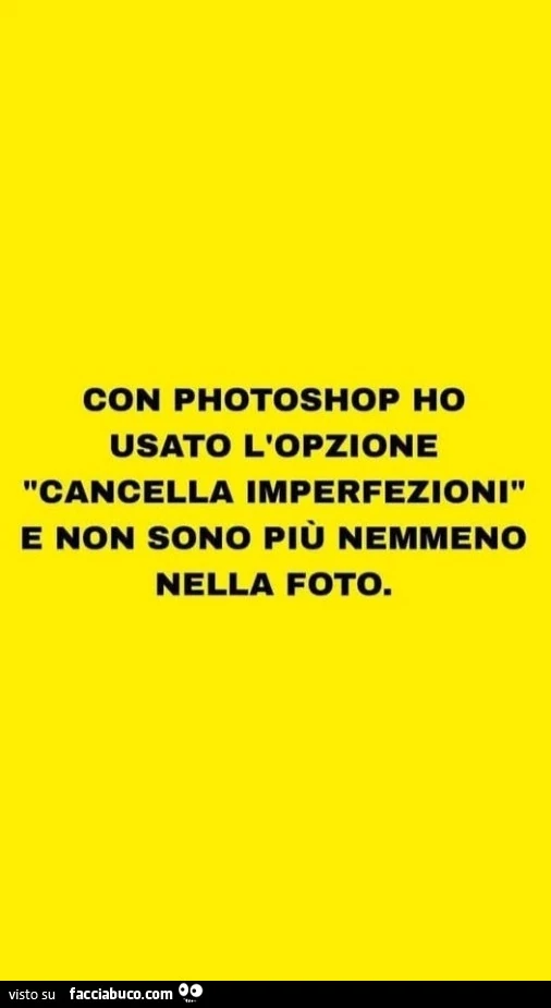 Con photoshop ho usato l'opzione cancella imperfezioni e non sono più nemmeno nella foto