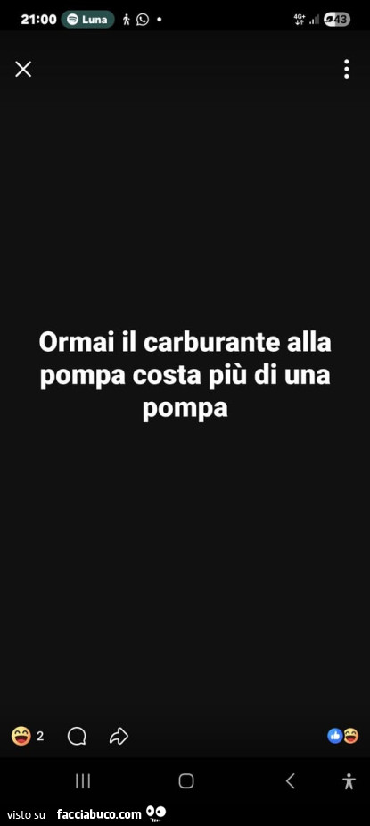 Ormai il carburante alla pompa costa più di una pompa