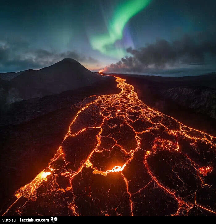 Reykjanesbaer, Islanda, Ph. Max Terwindt - l'International Landscape Photographer of the Year